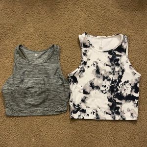 Cropped fitted athletic tank tops size large